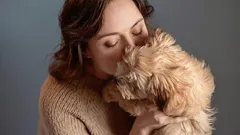 Rasy psów, które praktycznie nie pachną – idealny wybór do świeżego i czystego domu.